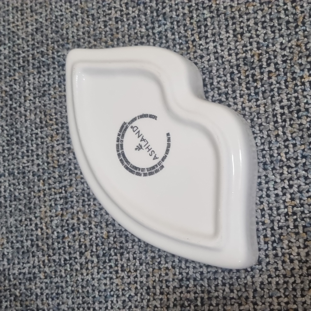 ASHLAND Trinket 'Red Lips' Dish - Picture 4 of 6